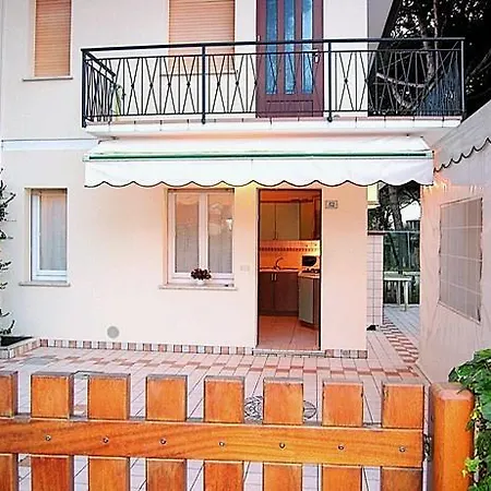 Pioppi Apartment *